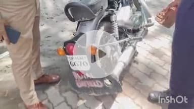 बहराइच: डीएम चौराहे के पास यातायात पुलिस ने मोडिफाइड साइलेंसर वाली बुलेट बाइक को किया सीज, काटा ₹10 हजार का चलान