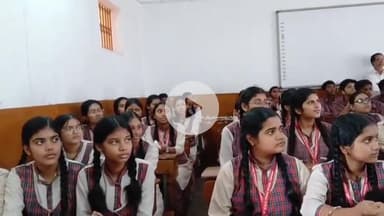 सिमडेगा: सिमडेगा एसपी द्वारा डीएवी पब्लिक स्कूल में साइबर क्राइम को लेकर जागरूकता कार्यक्रम आयोजित