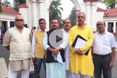 ओरमांझी: राजभवन में राज्यपाल से भोजपुरी, मगही, मैथिली, अंगिका मंच के प्रतिनिधिमंडल ने की मुलाकात