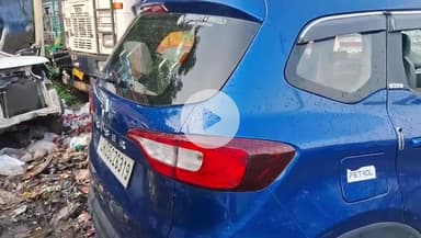 बगोदर: बगोदर सरिया रोड पर तेज रफ्तार कार दुर्घटनाग्रस्त, 6 लोग घायल