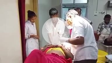 गुमला: करम डीपा के पास ऑटो और कार की टक्कर, दो लोग घायल, सदर अस्पताल में भर्ती