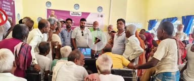 गोगरी: बोरना पंचायत भवन में कार्यक्रम आयोजित, पेंशनधारियों ने मुख्यमंत्री नीतीश कुमार को दिया धन्यवाद