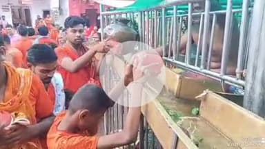 देवघर: श्रावणी मेला 2025 के पहले दिन बीएड कॉलेज तक लगी श्रद्धालुओं की कतार, 1.27 लाख से अधिक लोगों ने किया जलाभिषेक