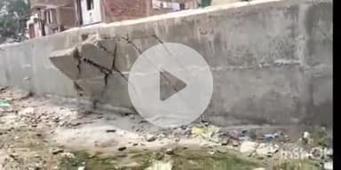 फतुहा: कटैया घाट जाने वाले रास्ते पर गंगा किनारे कटाव रोकने के लिए लगाई दीवार गिरी