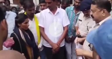 टीकमगढ़: युवाओं और सामाजिक लोगों ने एसपी कार्यालय में शिकायत की, सोशल मीडिया पर अराजकता फैलाने वालों पर कार्रवाई की मांग