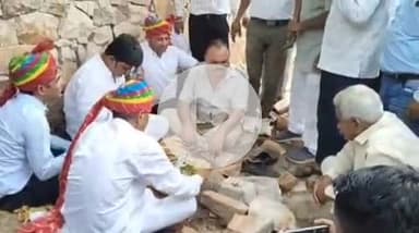 मारवाड़ जंक्शन: विधायक केसाराम चौधरी ने खारची गांव में नए प्राथमिक विद्यालय के निर्माण के लिए किया भूमि पूजन