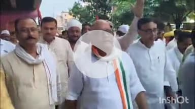 वाराणसी में अजय ने गड्ढे में उतरकर विकास दिखाया, प्रदेश अध्यक्ष सहित 10 पर FIR दर्ज