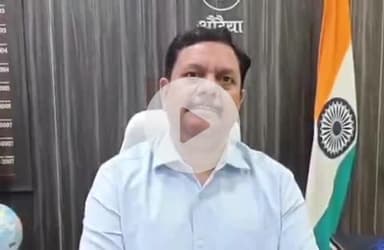 औरैया: ककोर में बैठक कर डीएम ने सीडीपीओ को दिए निर्देश, कहा- आंगनबाड़ी केंद्रों पर पंजीकृत लाभार्थियों का चेहरा प्रमाणीकरण करें