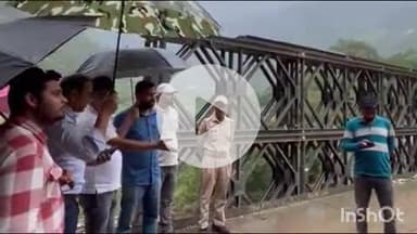 राजगढ़ी: डीएम प्रशांत आर्य ने यमुनोत्री हाईवे पर स्यानचट्टी व ओजरी भूस्खलन प्रभावित क्षेत्र का किया स्थलीय निरीक्षण