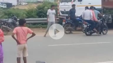 रोहतास: डेहरी-अकबरपुर मुख पथ पर सरैया के तुतही पुल के समीप सड़क दुर्घटना, दो घायल