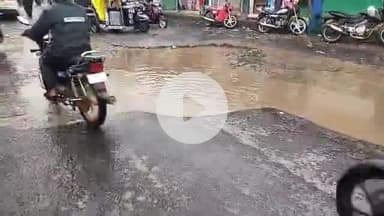 अक्कलकुवा: अक्कलकुवा येथील वरखेडी नदीवरील पुलावरील खड्डा वाहनधारकांसाठी धोकेदायक #Jansamasya