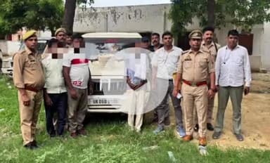 बदायूं: कुंवरगांव थाना पुलिस ने मादक पदार्थ की तस्करी करने वाले 3 अभियुक्तों को 1.6 किग्रा अफीम व बोलेरो के साथ किया गिरफ्तार