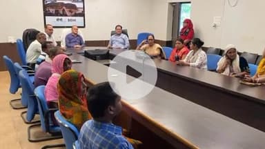 गोपद बनास: मुख्यमंत्री लाडली बहना योजना: पात्र हितग्राहियों को दी गई राशि, एनआईसी कक्ष सीधी से जुड़े रहे अधिकारी