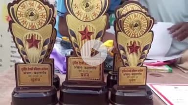 कहलगांव: सुरक्षित तैराकी प्रशिक्षण में सैकड़ों बच्चों को मिला प्रमाण पत्र, किया गया सम्मानित