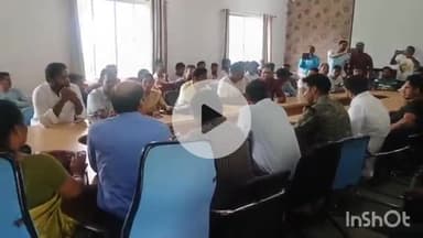 सिसई: नागफनी टोल प्लाजा पर स्थानीय लोगों से वसूली पर बवाल, प्रखंड कार्यालय में पदाधिकारियों की हुई बैठक