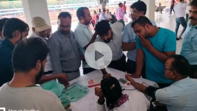 बीना: बीपीसीएल ने बीना रेलवे स्टेशन पर स्वास्थ्य शिविर का आयोजन किया, कर्मचारियों और यात्रियों की मुफ्त जांच हुई