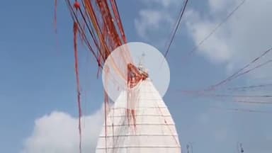 देवघर: सावन मास के दूसरे दिन 1,13,402 श्रद्धालुओं ने बाबा बैद्यनाथ पर किया जलाभिषेक