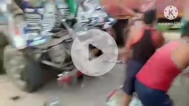 बक्सर: सुरज कोल्ड स्टोर के पास ट्रक ने दूसरे ट्रक को मारी टक्कर, केबिन में फंसे ड्राइवर को निकाला गया