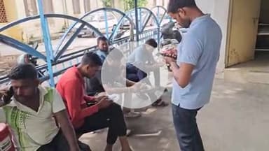 लाडपुरा: कोटा जयपुर मार्ग पर पेच की बावड़ी के निकट मोटरसाइकिल और स्कूटी की टक्कर में घायल बुजुर्ग की मौत, शव मोर्चरी में रखा गया