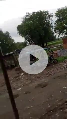 बंडा गांव में बहुत भयंकर बारिश की लोगों की हालत खराब #trendin