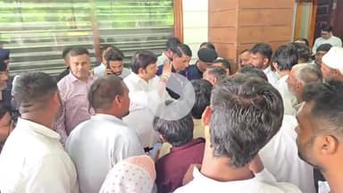 पलवल: हुड्डा सेक्टर-2 में हरियाणा के खेल व कानून मंत्री गौरव गौतम को नवनियुक्त कार्यकर्ताओं ने दिया धन्यवाद