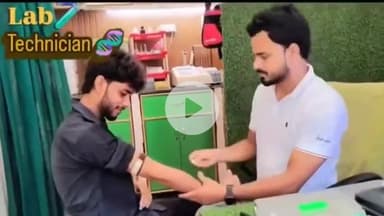 हसनपुर: हसनपुर में लैब संचालक ने मरीजों का ब्लड सैंपल लेते समय बनाई रील, नोडल अधिकारी बोले - होगी कार्रवाई