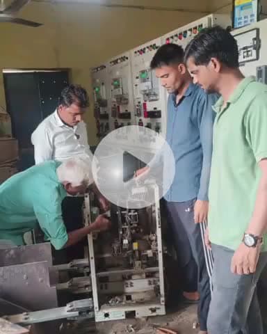 कालपी: कालपी में चूहे के घुसने से बिजली घर की टाउन फस्ट मशीन में हुआ ब्लास्ट, आधा दर्जन मोहल्लों की बिजली हुई ठप