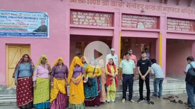 वैर: कस्बा वैर के बाबा मनोहर दास मंदिर से शिव शक्ति मंडल के तत्वाधान में अमरनाथ यात्रियों का दल हुआ रवाना