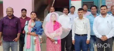 छौड़ाही: मध्य विद्यालय डुमरी में शिक्षिका का विदाई समारोह आयोजित, छात्र-छात्राएं व शिक्षक रहे मौजूद