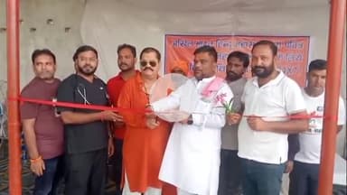 बरेली: अखिल भारत हिंदू महासभा ने शिव भक्तों के लिए महेशपुर फाटक पर लगाया मेडिकल कैंप