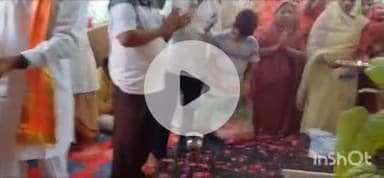 बारां: उत्तम कॉलोनी में स्थित उत्तमेश्वर महादेव मंदिर पर कलश यात्रा के साथ शिव महापुराण की कथा का शुभारंभ हुआ