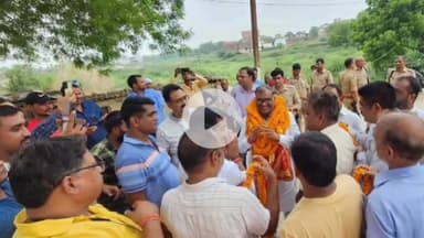 जौनपुर: शीतला चौकियां धाम सम्पर्क मार्ग का होगा कायाकल्प, राज्यमंत्री गिरीशचंद्र यादव ने किया शिलान्यास