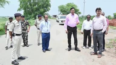 बक्सर: राष्ट्रीय उच्च पथ सं0 319A के रैयतों के भुगतान में तेजी लाने के लिए जासो में लगा कैंप, डीएम ने किया निरीक्षण