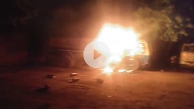 देेेवरिया: बैतालपुर में खड़ी खाली टैंकर में लगी भीषण आग, बड़ा हादसा टल गया