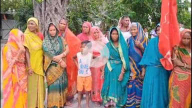 ताजपुर: विश्वकर्मा चौक पर जला ट्रांसफार्मर बदलने की मांग को लेकर आक्रोशित उपभोक्ताओं ने ऊर्जा मंत्री का पुतला फूंका #jansamasya