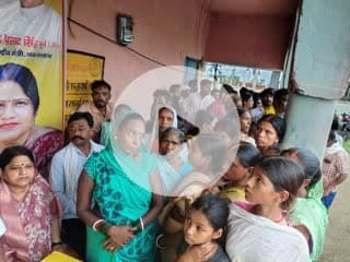 आज नालंदा विधानसभा क्षेत्र के बेन प्रखंड अंतर्गत मैजरा पंचायत के मैजरा गांव में जनसुराज द्वारा "बिहार बदलाव सभा" का आयोजन किया गया।

इस अवसर पर जनसुराज पार्टी के विचारों और पार्टी के चुनाव चिन्ह "स्कूल का बस्ता" के महत्व को ग्रामीणों के बीच