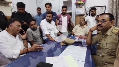 कोल: नगला मेहताब में दबंग ने महिला से की छेड़छाड़, विरोध करने पर गला दबाया, भाजपाइयों ने थाना घेरकर कार्रवाई की मांग की