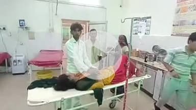 बदायूं: अधैलासपुर धोबई गांव में रिश्तेदारों से लड़ाई के दौरान पांच लोगों ने लाठी-डंडा मारकर मां-बेटी को किया घायल