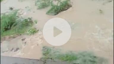 पीपलदा: खातोली क्षेत्र में तेज बारिश से दुकानों में पानी घुसा, खेल मैदान की दीवार धराशायी, आम जीवन अस्त-व्यस्त