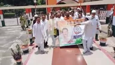 फिरोज़ाबाद: जनता की आवाज दबाने का विरोध, कांग्रेस ने राज्यपाल तक बात पहुंचाने के लिए डीएम कार्यालय को दिया एसडीएम मुख्यालय को ज्ञापन