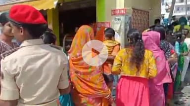 दरभंगा: सावन की पहली सोमवारी पर दरभंगा के शिवालयों में उमड़ी शिव भक्तों की भीड़, मंत्री जीवेश मिश्रा भी पहुंचे