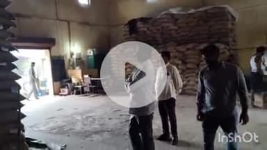 ಶಿರಸಿ: ಶಿರಸಿ ಕೇಂದ್ರೀಯ ಬಸ್ ನಿಲ್ದಾಣದಲ್ಲಿ ಶಾಸಕರಿಂದ ನಾರಿ ಶಕ್ತಿ ಯೋಜನೆ ಸಂಭ್ರಮಾಚರಣೆ : ಪೌಷ್ಠಿಕ ಆಹಾರ ಘಟಕ, ಸಗಟು ಮಳಿಗೆಗೆ ಭೇಟಿ