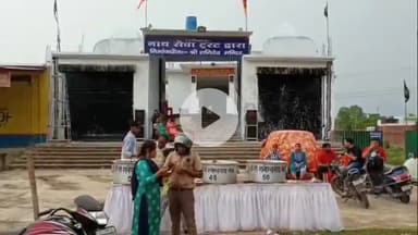 बरेली: बरेली से कछला गंगा घाट जाने वाले कावड़ियों के लिए जगह-जगह प्रसाद और भंडारे का आयोजन