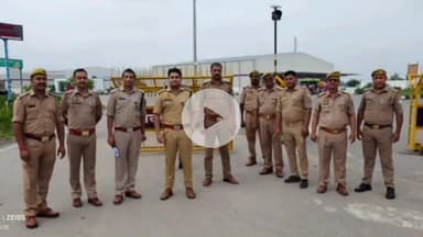 जौनपुर: श्रावण माह के पहले सोमवार पर मंदिरों में उमड़ी श्रद्धालुओं की भीड़, जौनपुर पुलिस ने सुरक्षा को लेकर किए पुख्ता इंतजाम