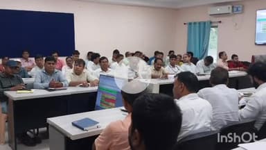 नवादा: नवादा के समाहरणालय में स्वास्थ्य विभाग द्वारा 19 पंचायतों में टीवी मुक्त करने के लिए की गई समीक्षा बैठक