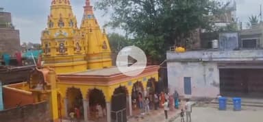 गोगरी: प्रखंड के शिव मंदिरों में पहली सोमवारी पर जलाभिषेक के लिए दिनभर उमड़ी श्रद्धालुओं की भीड़