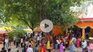 मछलीशहर: सुजानगंज क्षेत्र के श्री गौरीशंकर धाम पर श्रावण माह के पहले सोमवार को उमड़ा श्रद्धालुओं का जनसैलाब