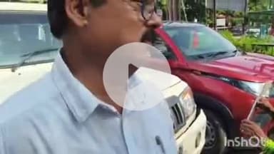 एत्मादपुर: पानी की समस्या को लेकर एत्मादपुर तहसील के गेट पर लोगों ने SDM की गाड़ी को रोका, 'पानी दो या फांसी दो' के लगाए नारे