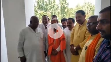 मोतिहारी: शिवहर और मोतिहारी लोकसभा क्षेत्र के एनडीए कार्यकर्ताओं की हुई बैठक, डिप्टी सीएम विजय सिन्हा समेत अन्य नेता हुए शामिल