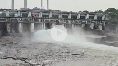 लाडपुरा: मानसून की भारी बारिश के कारण कोटा बैराज के 2 गेट खोलकर 5 हजार क्यूसेक पानी की निकासी, जिले में सभी नदियां उफान पर